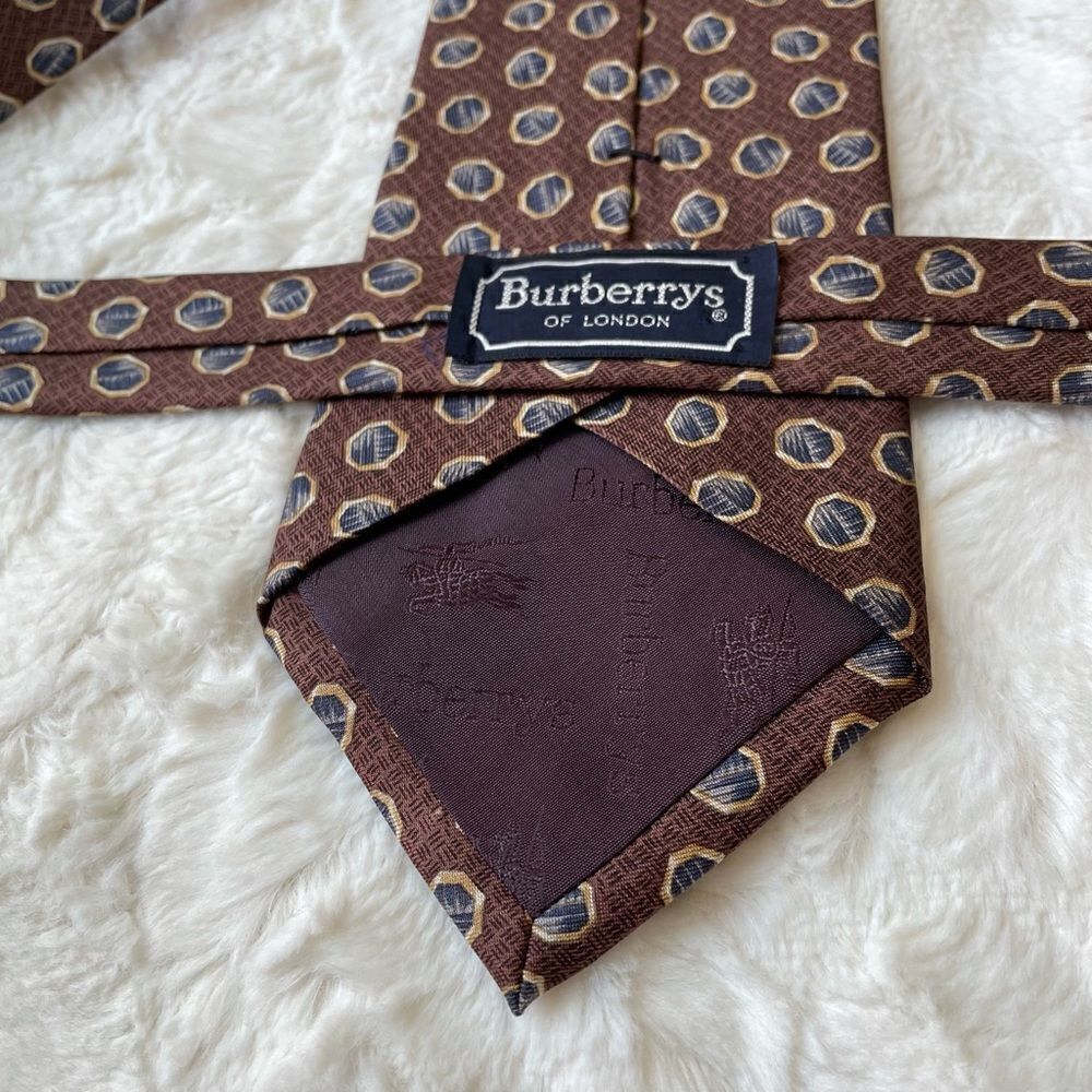 Burberry Hand Sewn Silk Tie‎ - Picture 3 of 5
